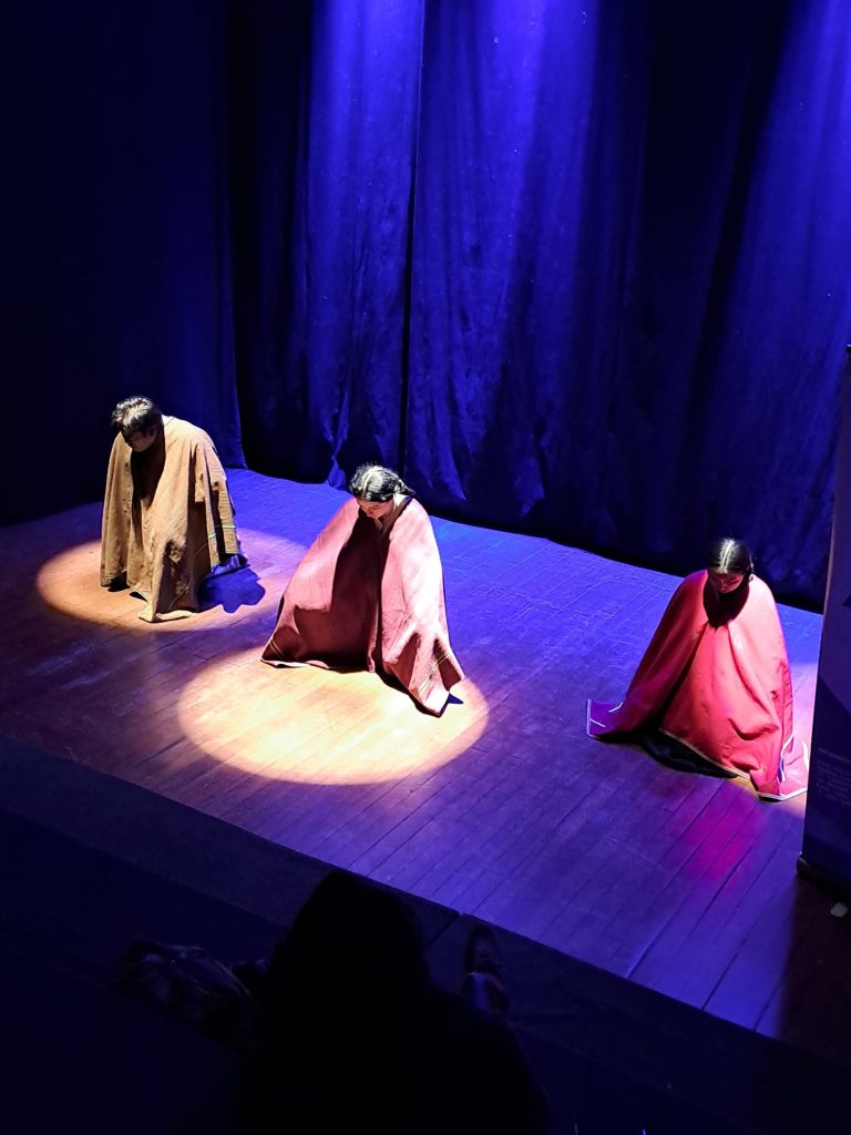 Residencia Artística Jacha Tantachawi: Teatro Ritual Comunitario y Diálogo Intercultural en Ilabaya, Bolivia